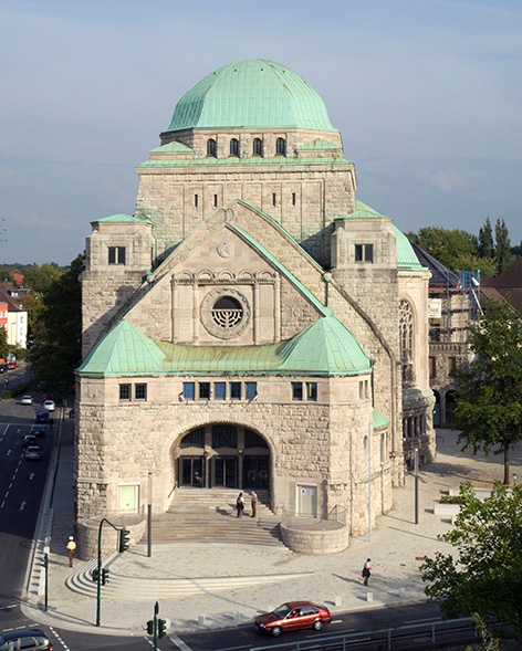 Blick vom Dach des Bistums auf die Alte Synagoge.  23. 09. 2010, Foto: Prengel